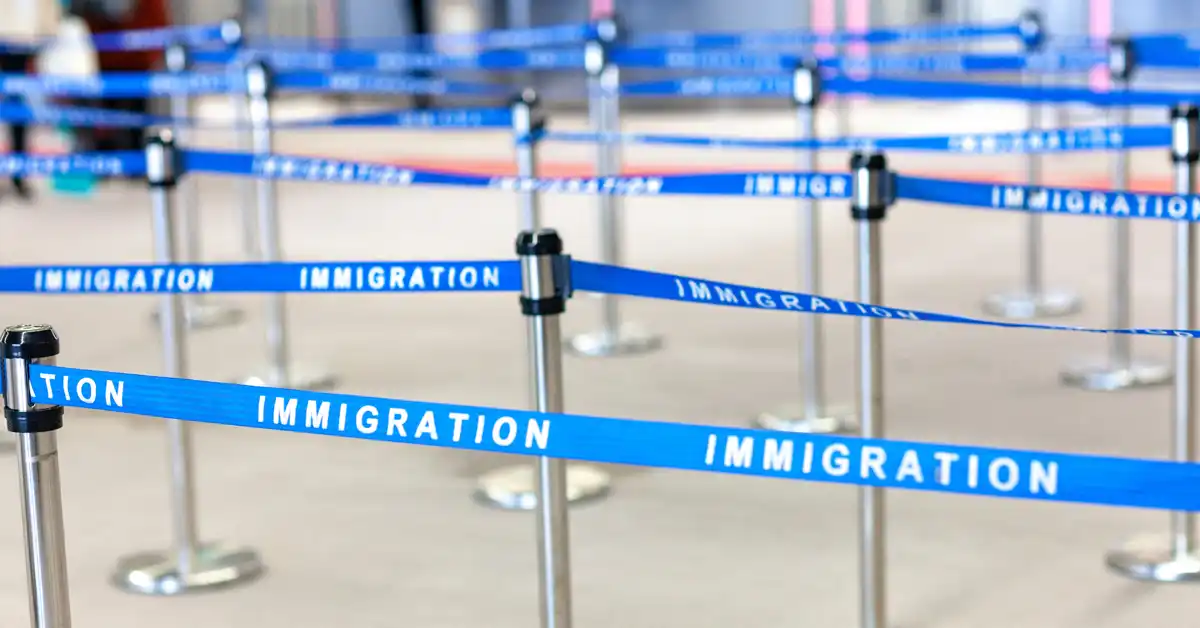 cordon to line up for immigration registration